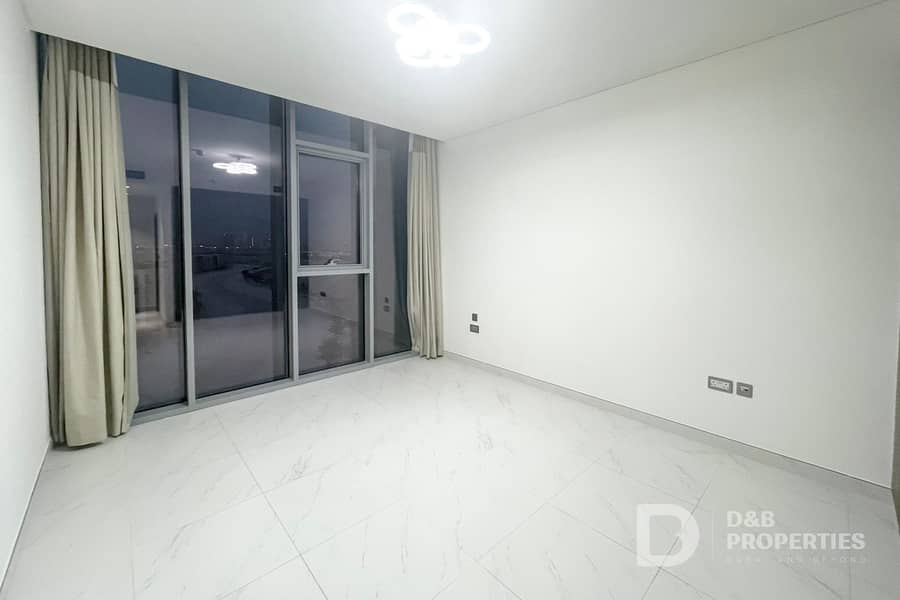 Downtown Skyline View | Maids Room | Vacant - Image 6