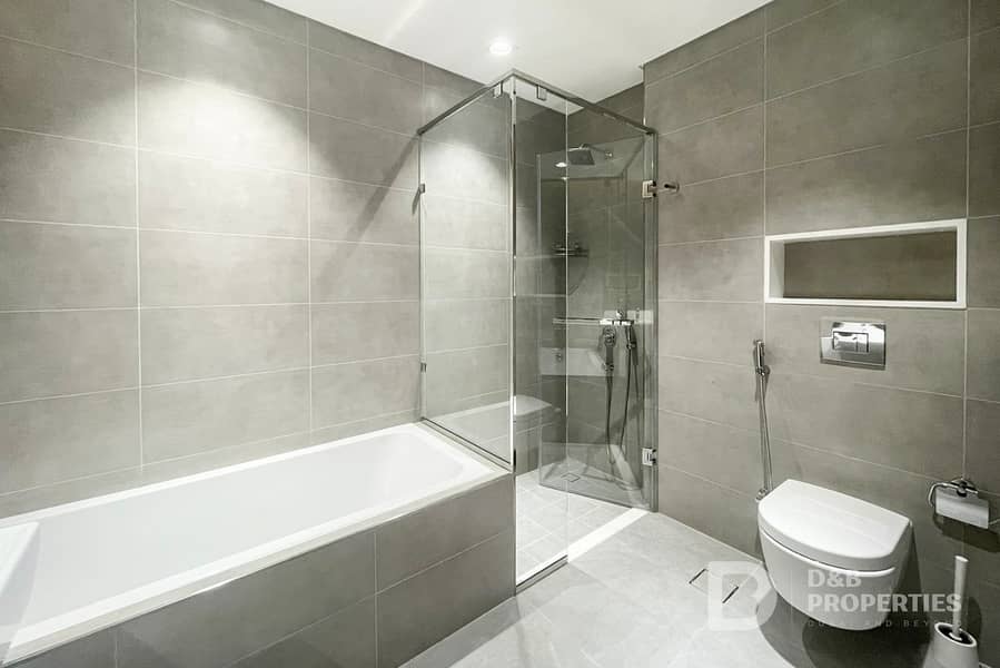 Downtown Skyline View | Maids Room | Vacant - Image 12