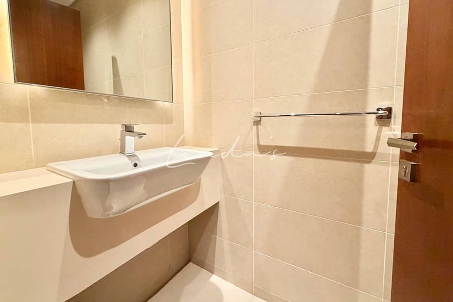 Fully Furnished | Marina View | Vacant - Image 19