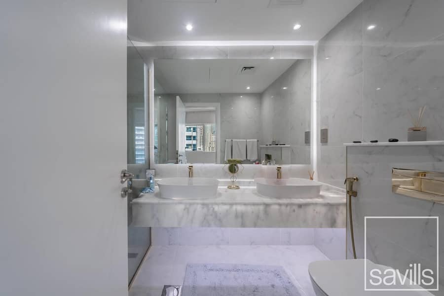 Upgraded | Marina View | Vacant Now - Image 13