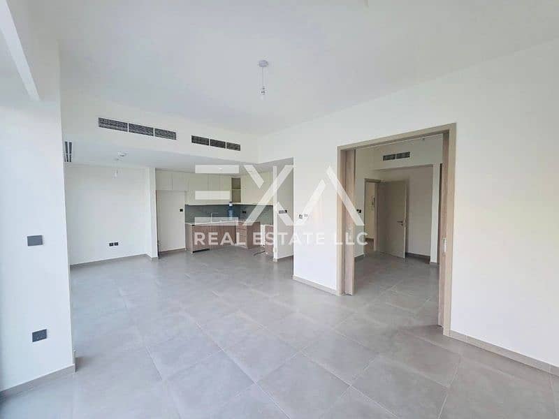 Single Row I Near the Entrance I Ready to Move in