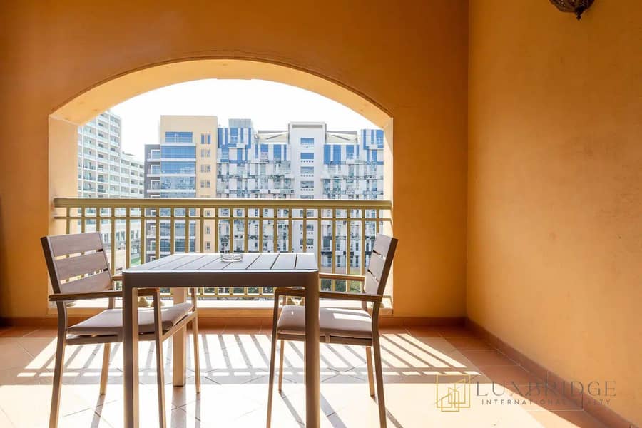 Vacant | Furnished | Prime Location - Image 20