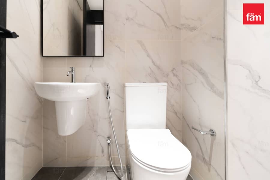 Canal View | Davinci Tower By Pagani | Brand New - Image 16