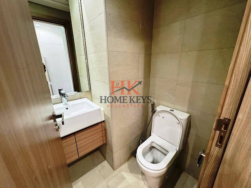 Unmissable deal || Studio Apartment || Pool & Boulevard View || Rented || Chiller Free - Image 7