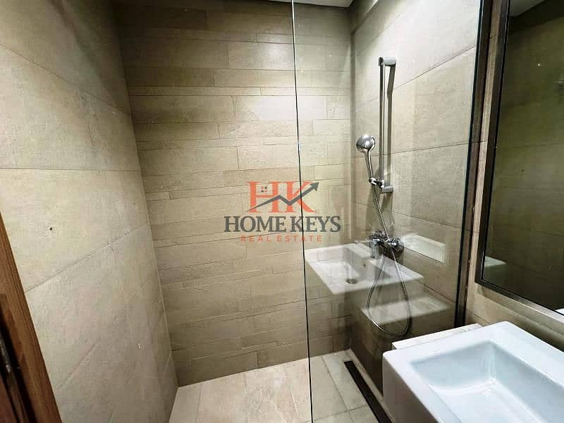 Unmissable deal || Studio Apartment || Pool & Boulevard View || Rented || Chiller Free - Image 8