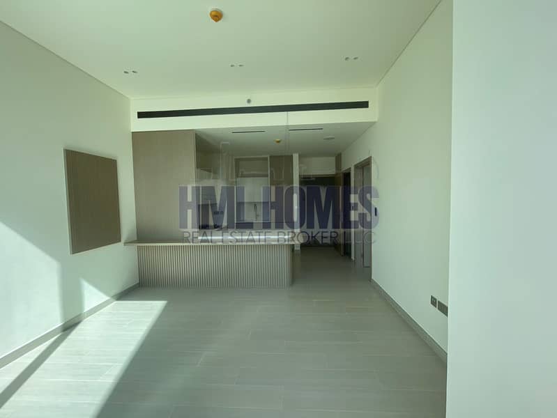 PRIME LOCATION | BRANDNEW | LUXURY LIVING