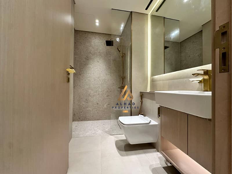 BIG LAYOUT | BEST DEAL | GREAT LOCATION - Image 15