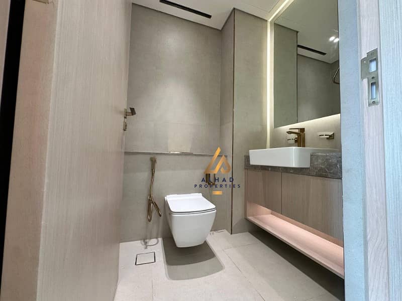 BIG LAYOUT | BEST DEAL | GREAT LOCATION - Image 16