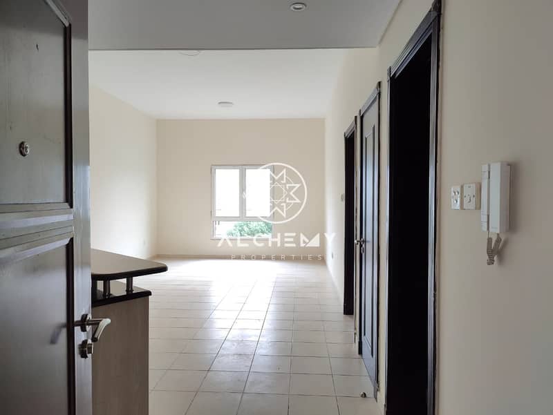 SPACIOUS 1BR| ELEGANT| BIG LAYOUT| CLOSE TO METRO