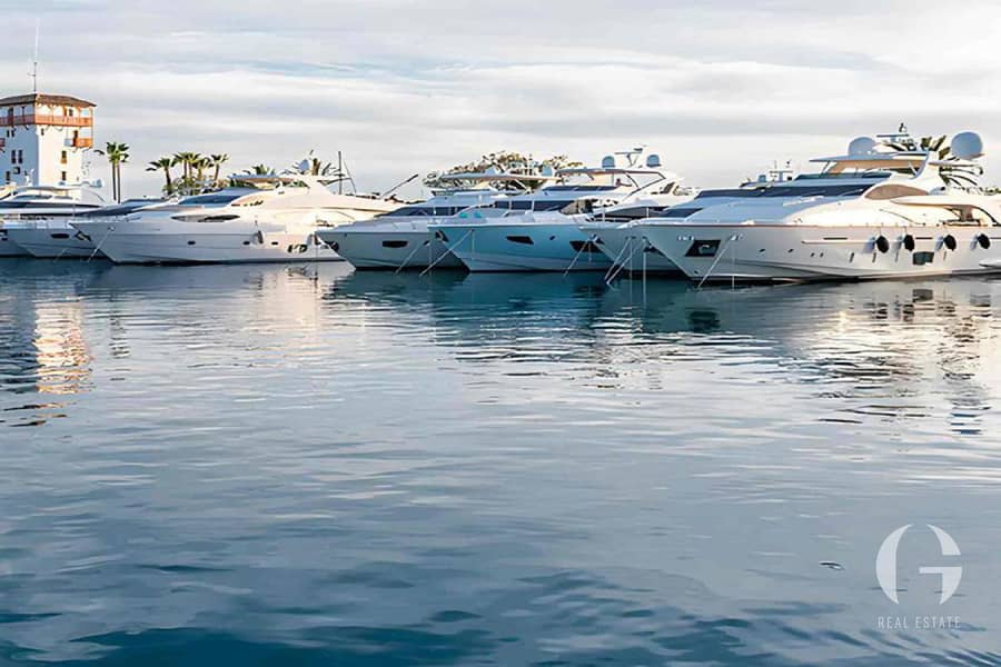 Seaside Serenity | Skyline Views | High ROI - Image 15