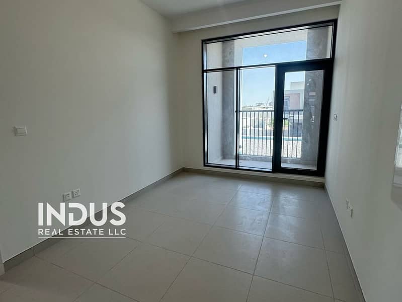 Proper Corner Plot | 4015 sqft | Remote Garage - Image 14