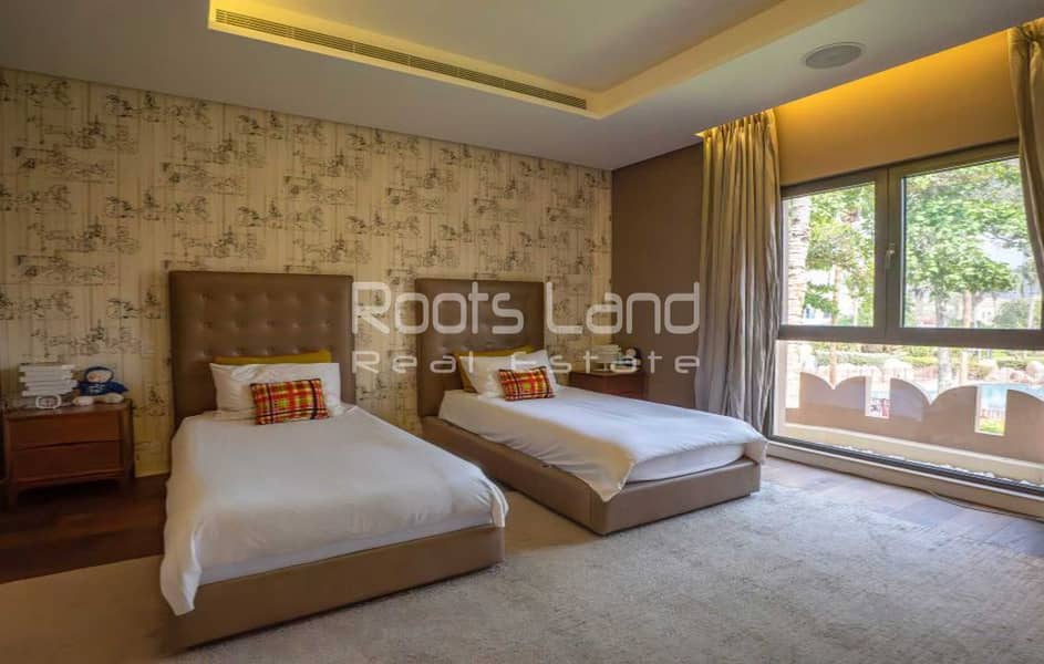 Luxurious 4-Bedroom Villa | Upgraded and Extended - Image 12