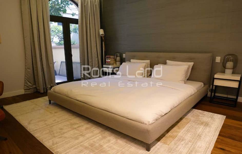 Luxurious 4-Bedroom Villa | Upgraded and Extended - Image 15