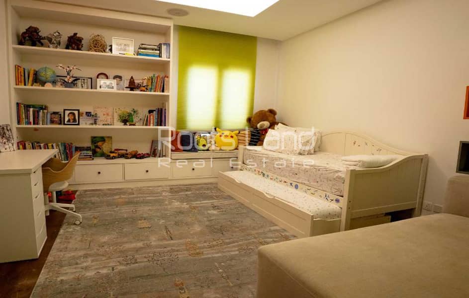 Luxurious 4-Bedroom Villa | Upgraded and Extended - Image 16