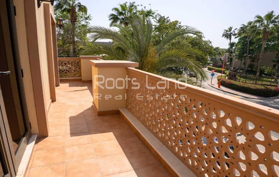 Luxurious 4-Bedroom Villa | Upgraded and Extended - Image 27