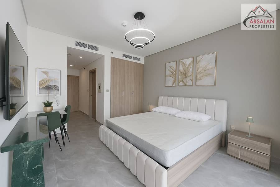 Brand New Fully Furnished Studio | Full Canal View | Ready To Move - Image 10