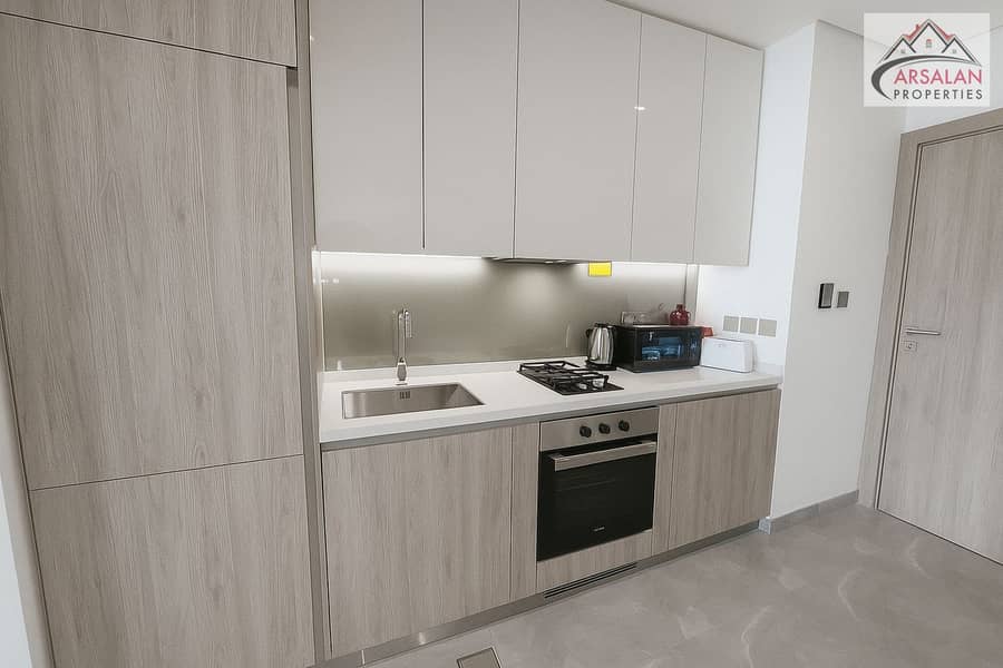 Brand New Fully Furnished Studio | Full Canal View | Ready To Move - Image 13