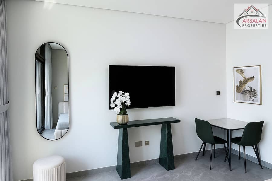 Brand New Fully Furnished Studio | Full Canal View | Ready To Move - Image 14