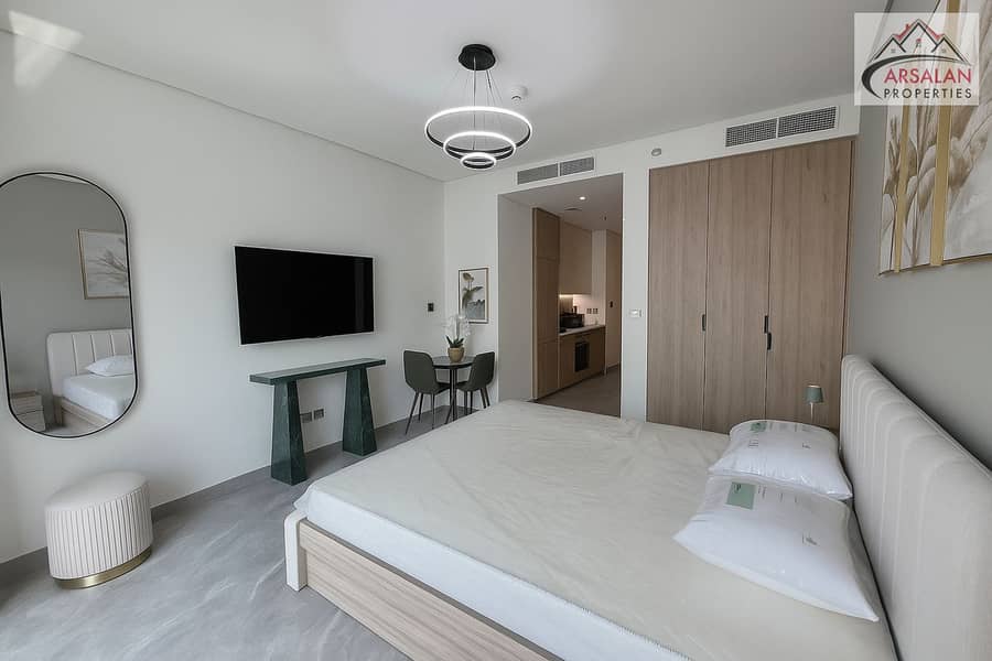 Brand New Fully Furnished Studio | Full Canal View | Ready To Move - Image 15