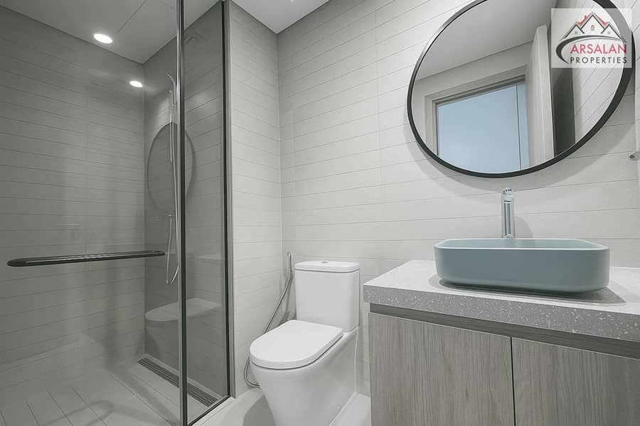 Brand New Fully Furnished Studio | Full Canal View | Ready To Move - Image 16