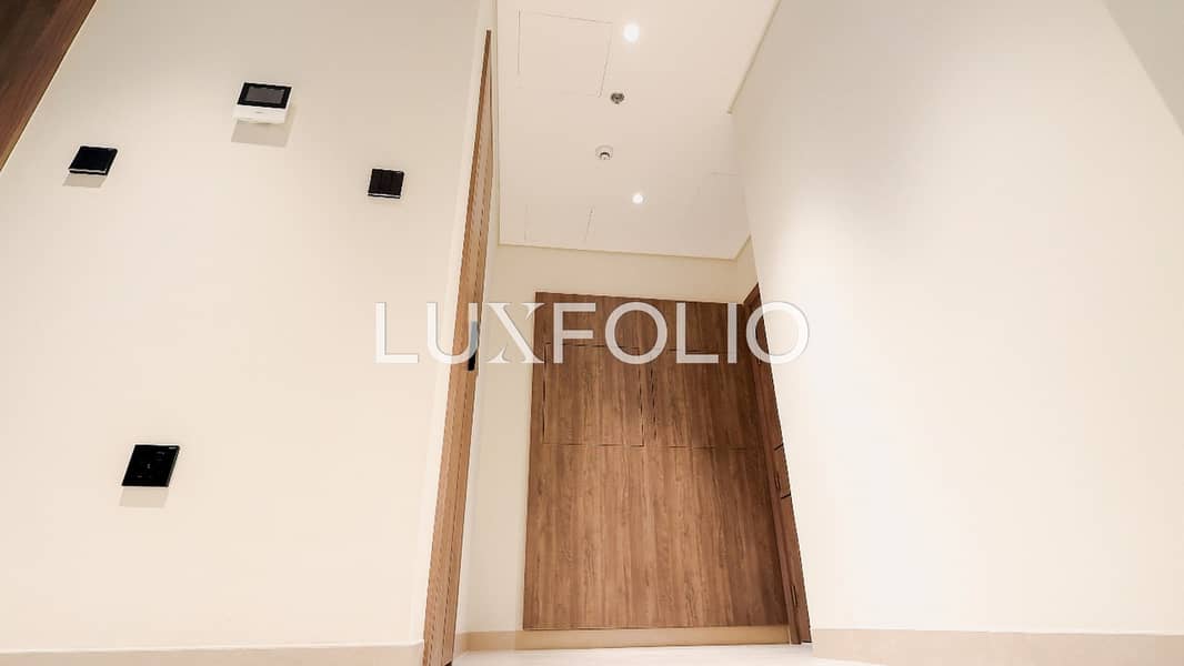 ⁠Modern Living | Burj Khalifa Views | Brand New - Image 14