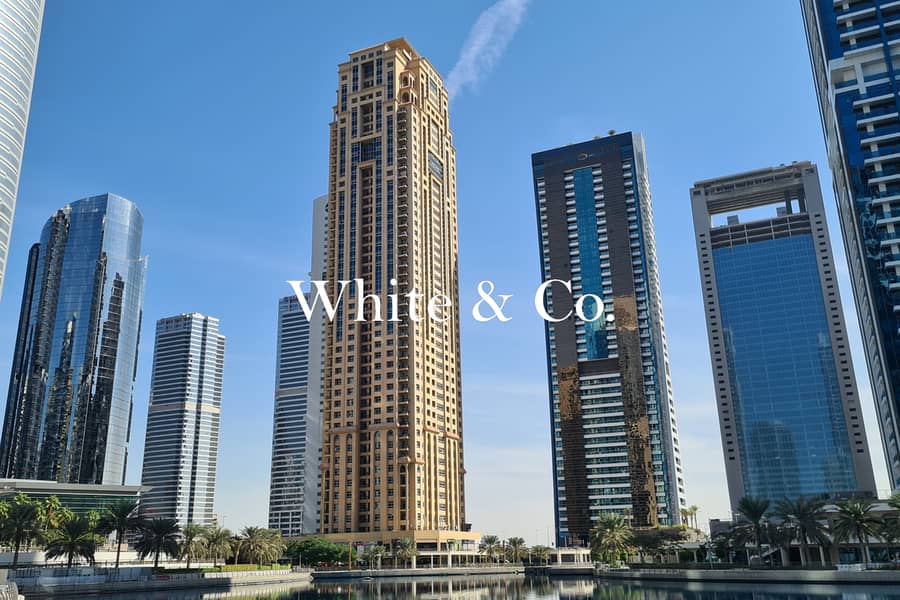 Lake view | Prime location |Very Spacious Lake view | Prime location |Very Spacious