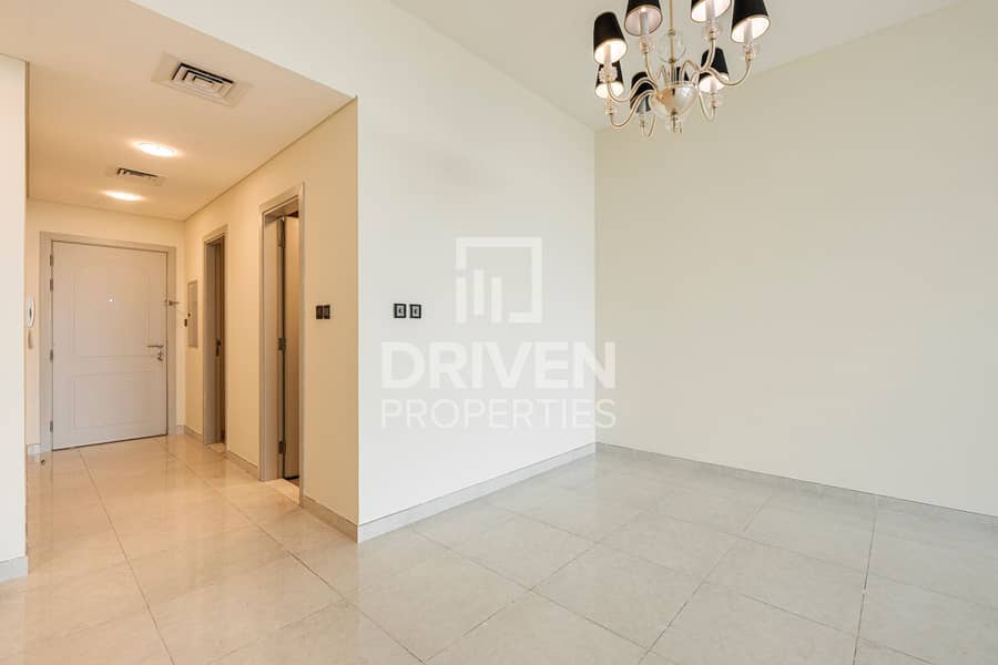 Elegant Apt | Community View | Prime Location