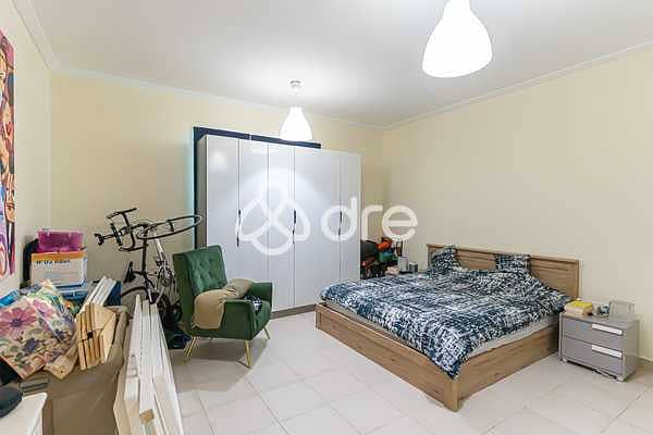 Near Metro I Spacious I Marina - Image 8