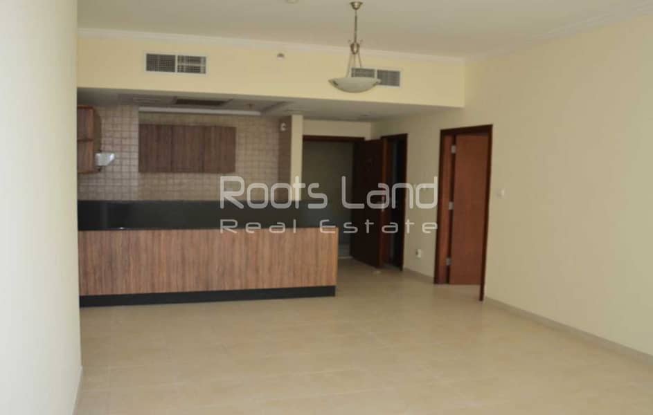 Modern Unit| Great Location | Spacious | Furnished