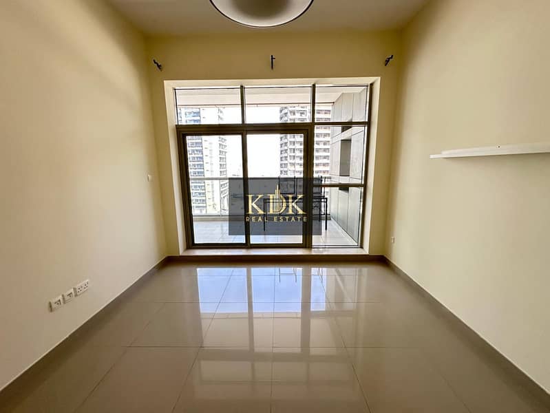 Modern Spacious | Chiller-free | Infinity Pool With Amazing Golf View