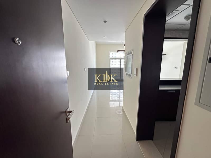 Modern Spacious | Chiller-free | Infinity Pool With Amazing Golf View - Image 6