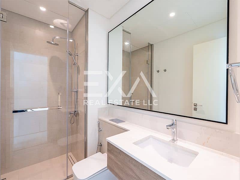 On the Park I Multiple Cheques I Ready to Move in - Image 13