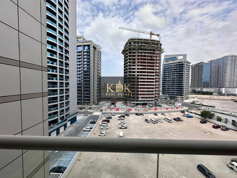 Modern Spacious | Chiller-free | Infinity Pool With Amazing Golf View - Image 9