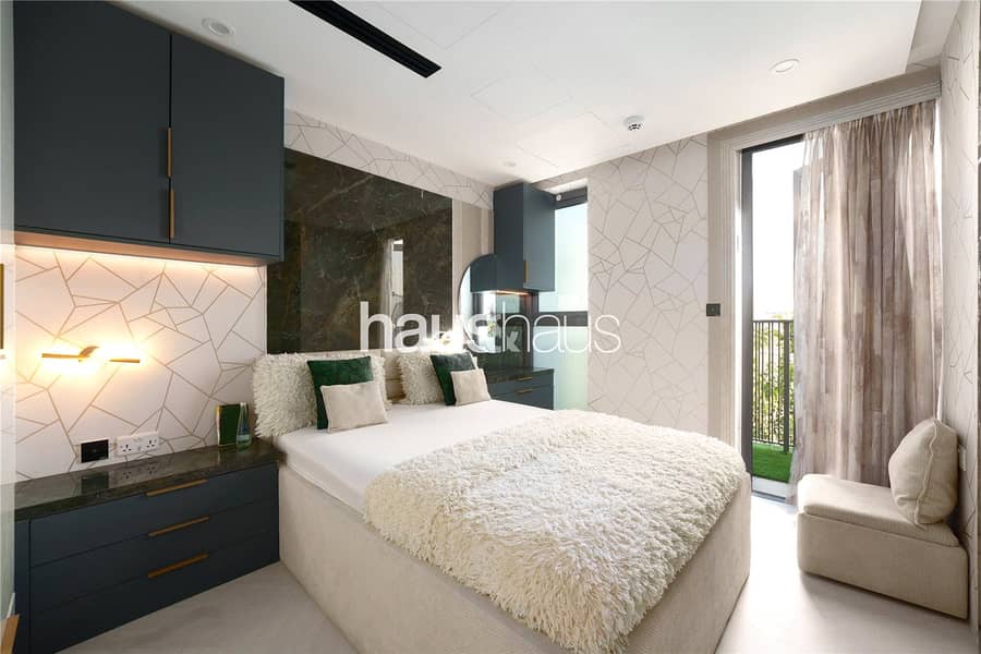 Single Row | 4 Bed | Extended and Upgraded | VOT