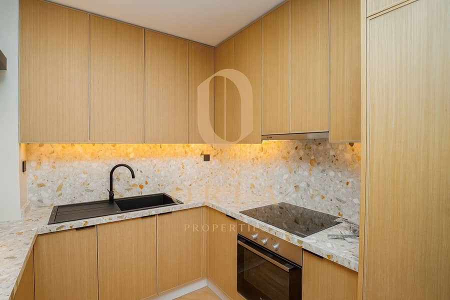 Luxury Living | Fully Furnished | Stunning Burj Khalifa View - Image 10