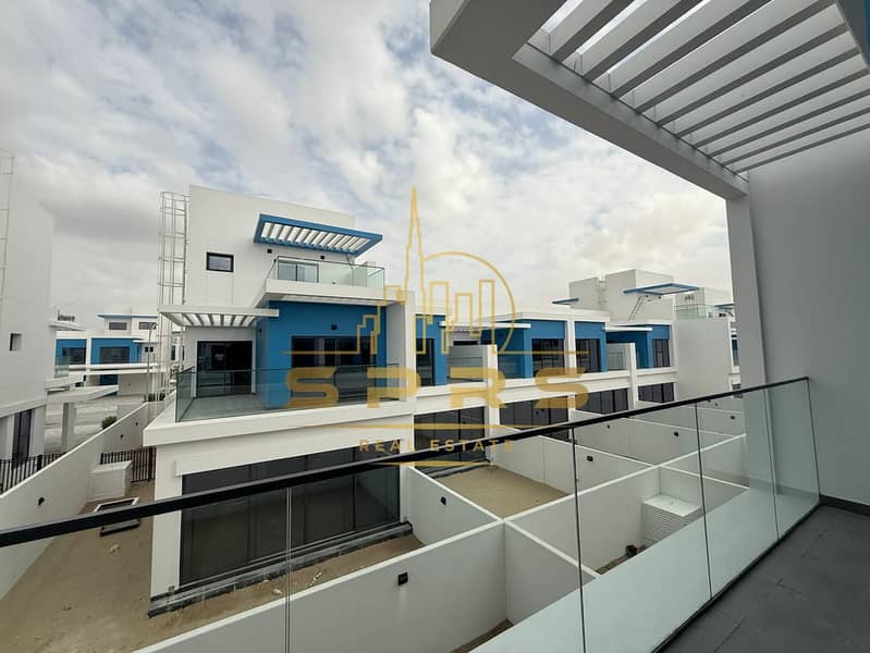 Elegant 5BR + Maid's Room | Lagoon Community | Brand New - Image 18