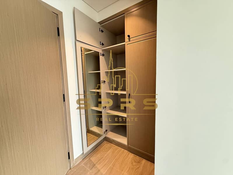 Elegant 5BR + Maid's Room | Lagoon Community | Brand New - Image 24