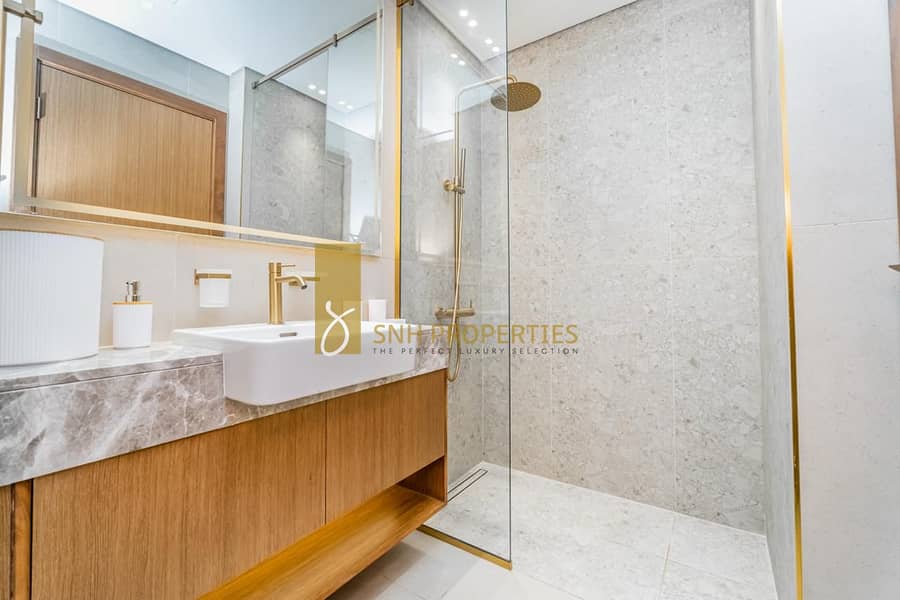 FULLY FURNISHED | BURJ KHALIFA VIEW | LOWEST PRICE | PRIVATE JACUZZI - Image 7