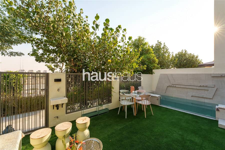 Single Row | 4 Bed | Extended and Upgraded | VOT - Image 14