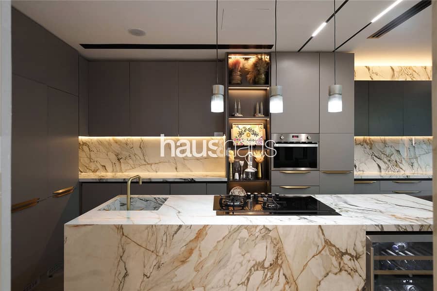 Single Row | 4 Bed | Extended and Upgraded | VOT - Image 16