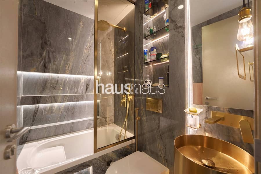 Single Row | 4 Bed | Extended and Upgraded | VOT - Image 20