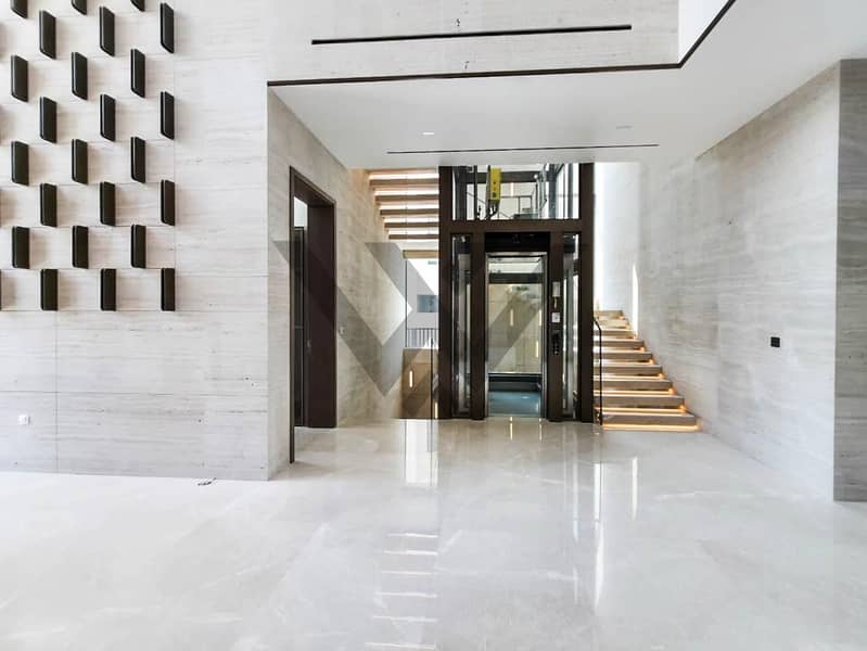 Best Deal|7-BR Custom Built Luxury Park Facing Villa in Parkways