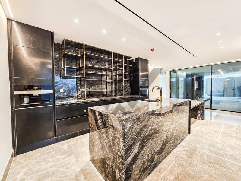 Best Deal|7-BR Custom Built Luxury Park Facing Villa in Parkways - Image 26