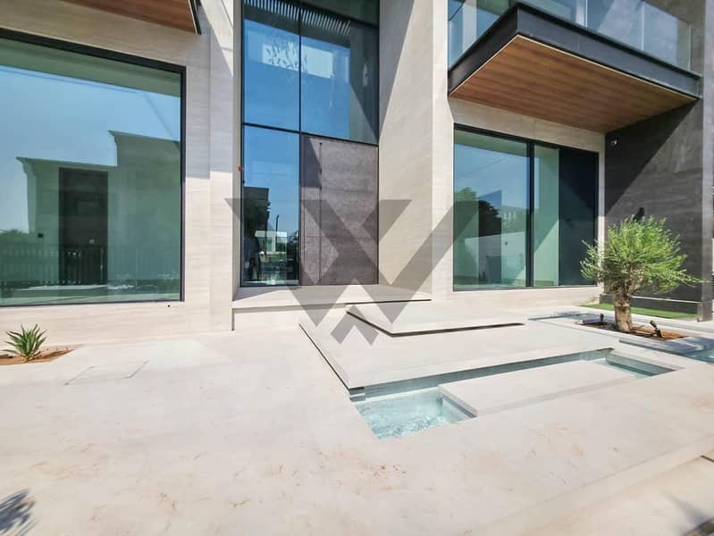 Best Deal|7-BR Custom Built Luxury Park Facing Villa in Parkways - Image 32