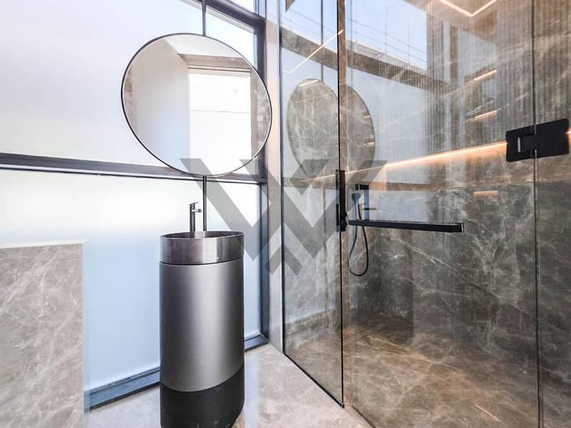 Best Deal|7-BR Custom Built Luxury Park Facing Villa in Parkways - Image 33