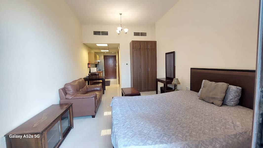 HIGHER FLOOR - FURNISHED STUDIO - AMAZING VIEW - READY TO MOVE