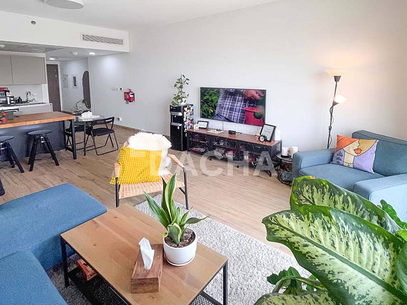 Fully Furnished | High Floor | Vacant Now