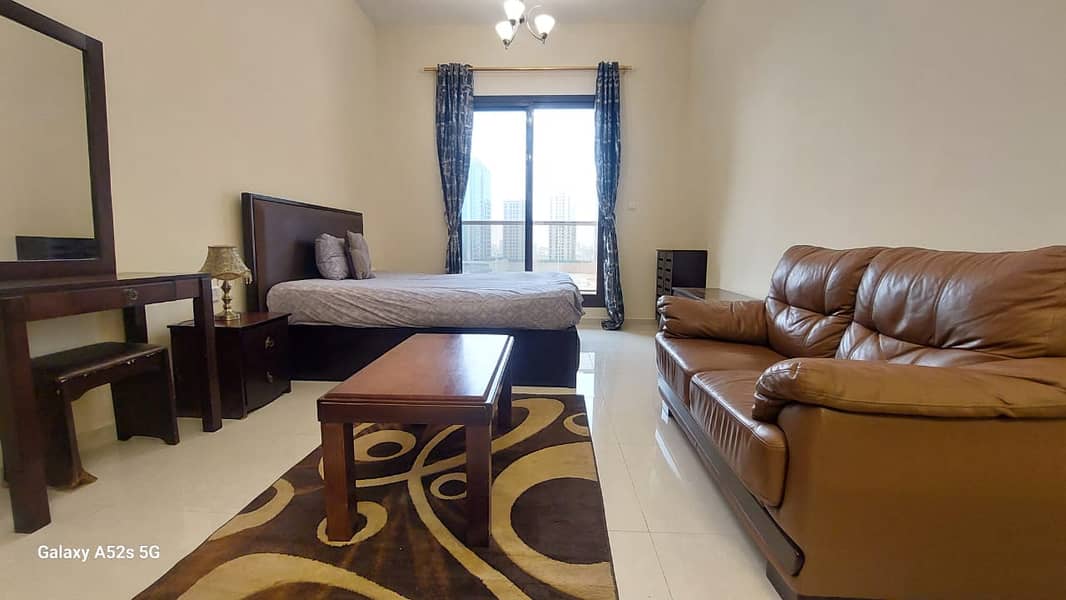 HIGHER FLOOR - FURNISHED STUDIO - AMAZING VIEW - READY TO MOVE