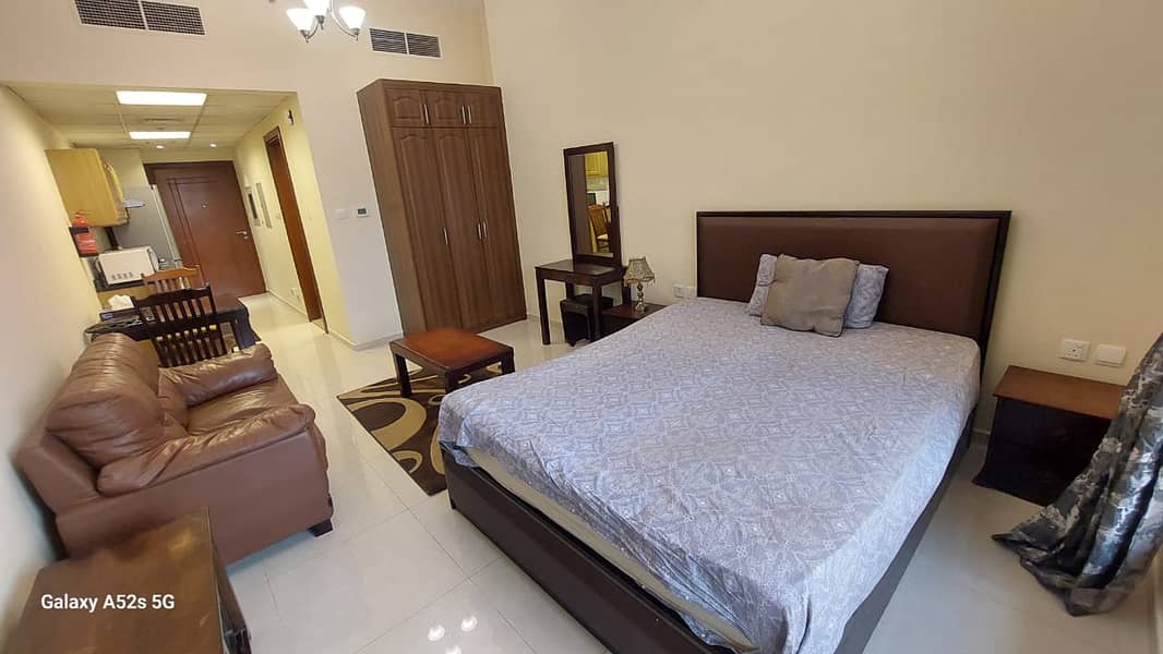 HIGHER FLOOR - FURNISHED STUDIO - AMAZING VIEW - READY TO MOVE