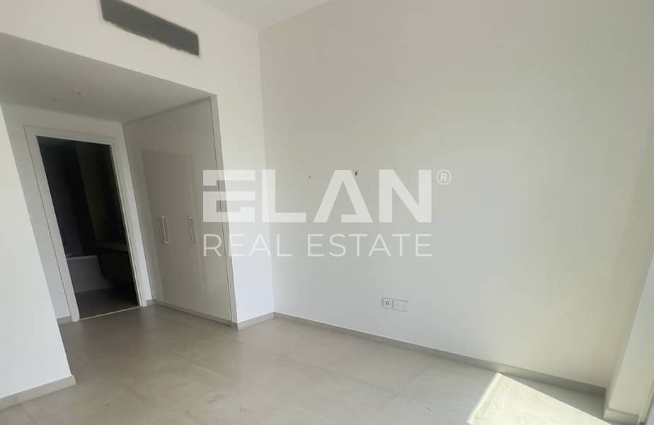 Vacant | Mid Floor | Burj View - Image 8